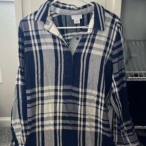 Liz Claiborne oversized flannel top